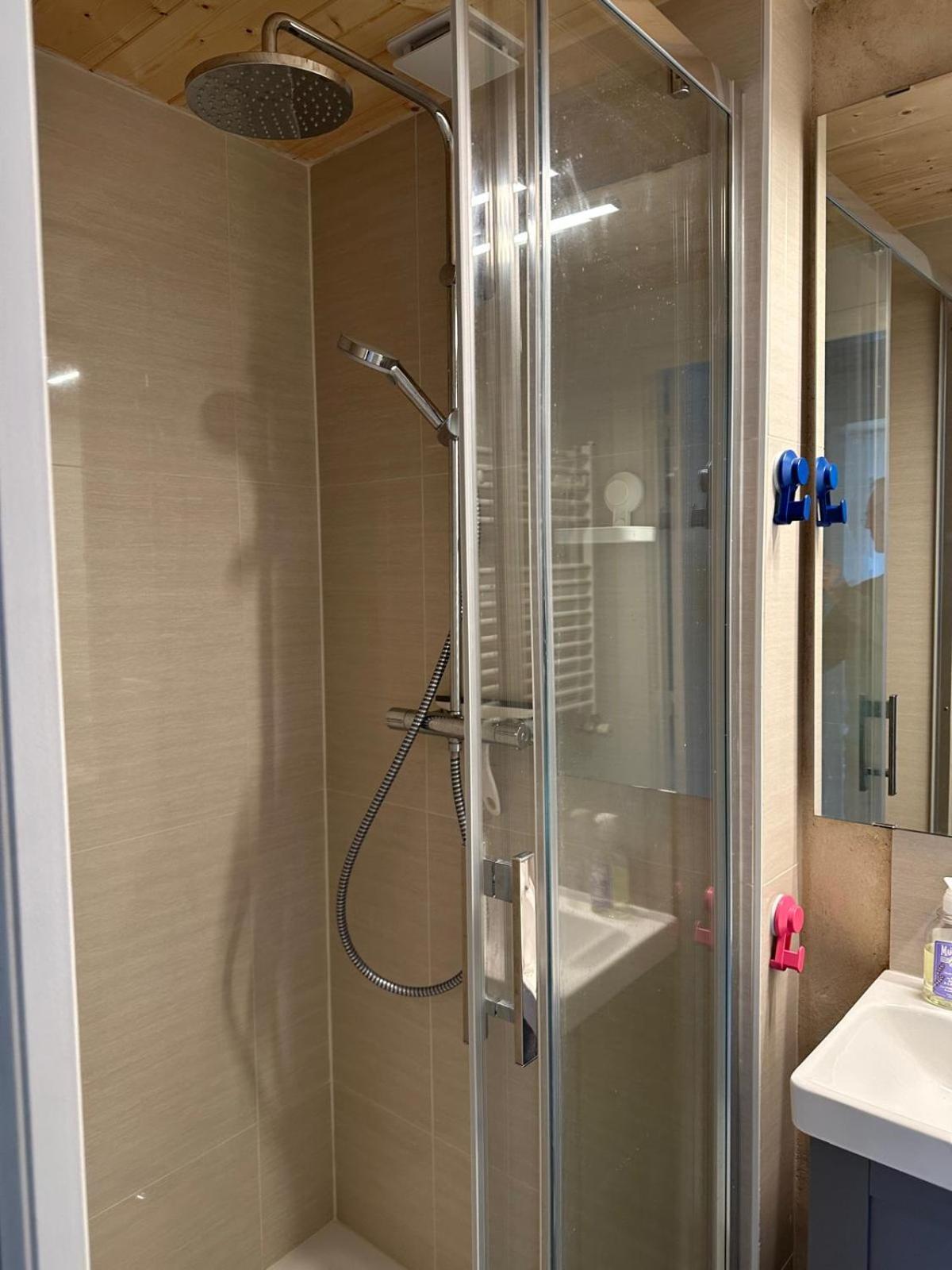 Gites De La Baie D'Honfleur Cricquebœuf Habitación foto
